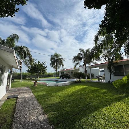 Villa Residencial Aereo Albatros テケスキテンゴ エクステリア 写真